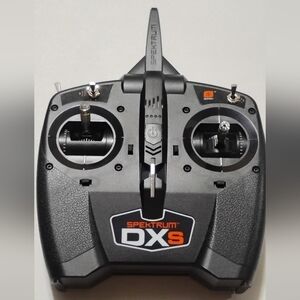 Spektrum SPMR1010 DXS Transmitter